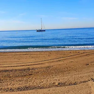 https://la-casa-de-la-abuela-malaga-29750.es-andalucia.com